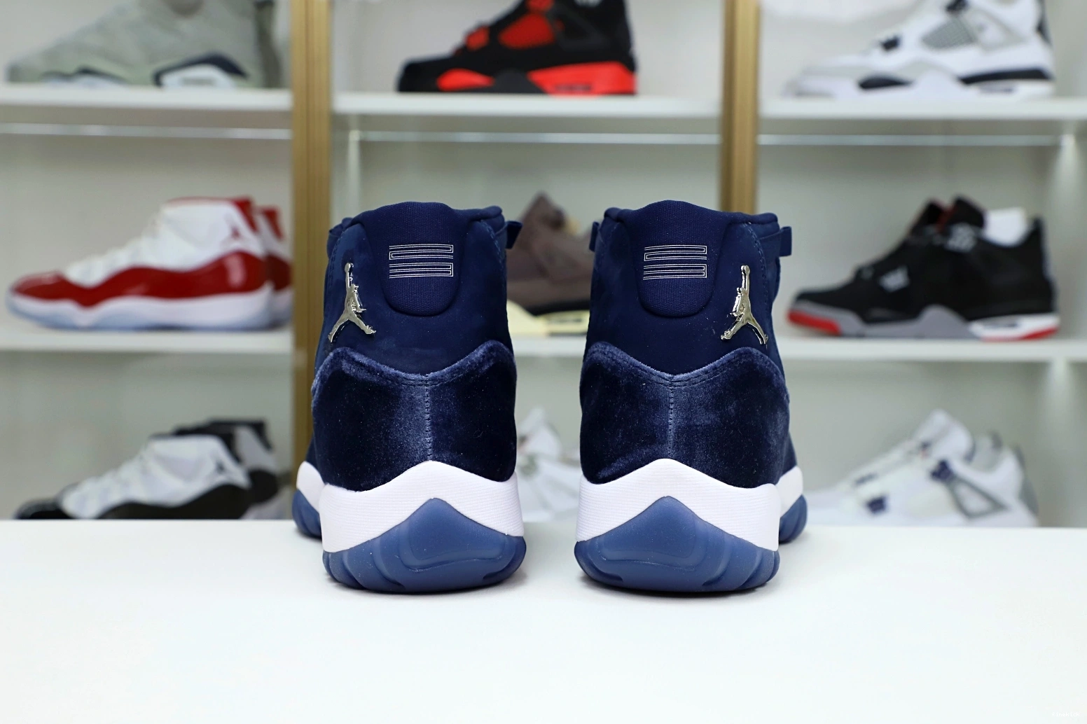 JORDAN MIDNIGHT 11 RETRO NAVY AIR 0714